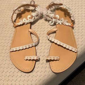 Lace sandles